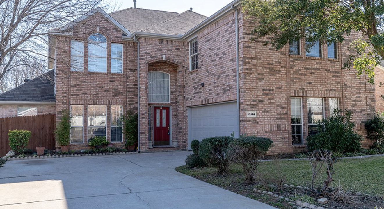 Euless TX — Property 09